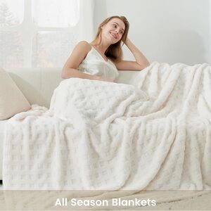 Cozy Cream All-Season Blanket